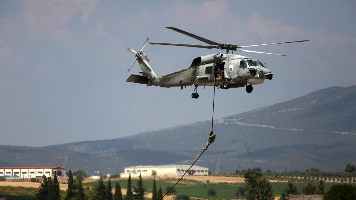 Sikorsky S-70 helicopter (Aegean Hawk) of the Hellenic Navy performs during the Athens Flying Week 2025 International Air Show at Tanagra Air Base, Viotia, central Greece, Sept. 4, 2025. (EPA Photo)