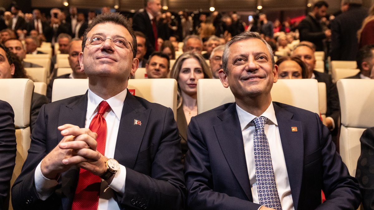 New Party Chair Özgür Özel (R) and former Istanbul Mayor Ekrem Imamoğlu attend the 2028 presidential candidate election meeting, Ankara, Türkiye, Feb. 27, 2025. (Getty Images Photo)