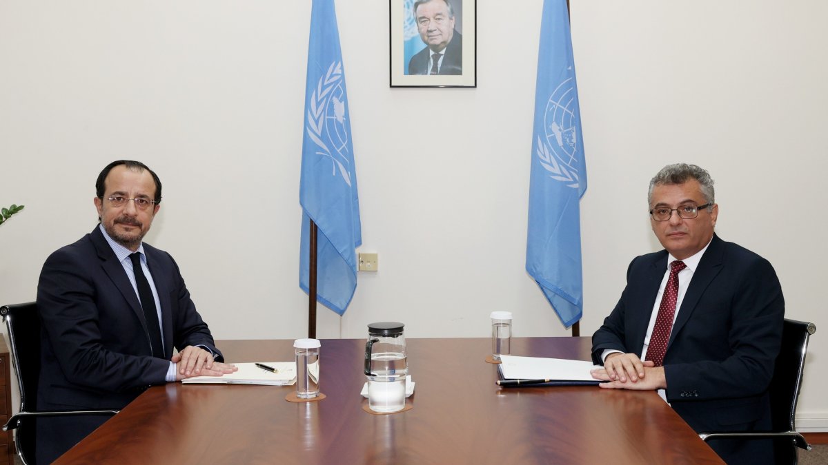 Turkish Cypriot President Tufan Erhürman meets with Greek Cypriot leader Nikos Christodoulides in the U.N.-controlled buffer zone, island of Cyprus, Sept. 17, 2026. (AA Photo)