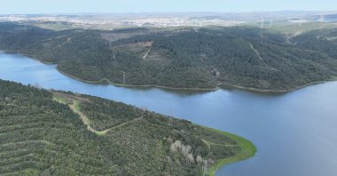 An aerial view of Alibey Dam showing water storage levels within the reservoir's basin, Istanbul, Türkiye, April 11, 2026. (AA Photo)