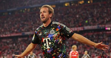 Bayern Munich's Harry Kane celebrates after scoring the 4-0 goal during the German Bundesliga match against Union Berlin, Munich, Germany, Sept. 18, 2026. (EPA Photo)