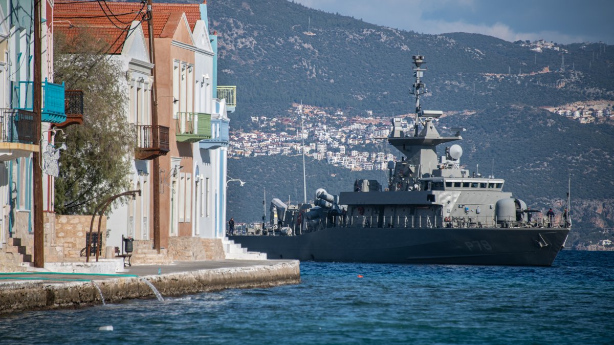 Greece incriminates itself on Meis island's demilitarized status