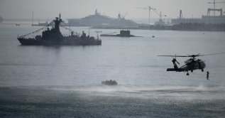 Turkish naval warships, submarines, helicopters, assault and defense teams perform during the Teknofest Blue Homeland festival, Kocaeli, northwestern Türkiye, Aug. 23, 2026. (AA Photo)
