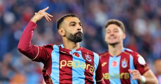 Trabznspor's Mohamed Salah celebrates scoring a goal in a Turkish Süper Lig match against Galatasaray, Trabzon, Türkiye, Sept. 19, 2026. (AA Photo)