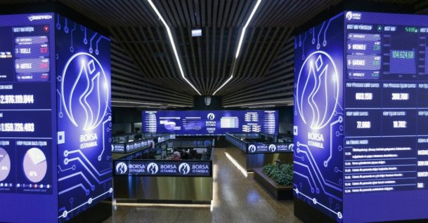 An electronic board at the Istanbul stock exchange, Istanbul, Türkiye, Oct. 4, 2017. (Shutterstock Photo)