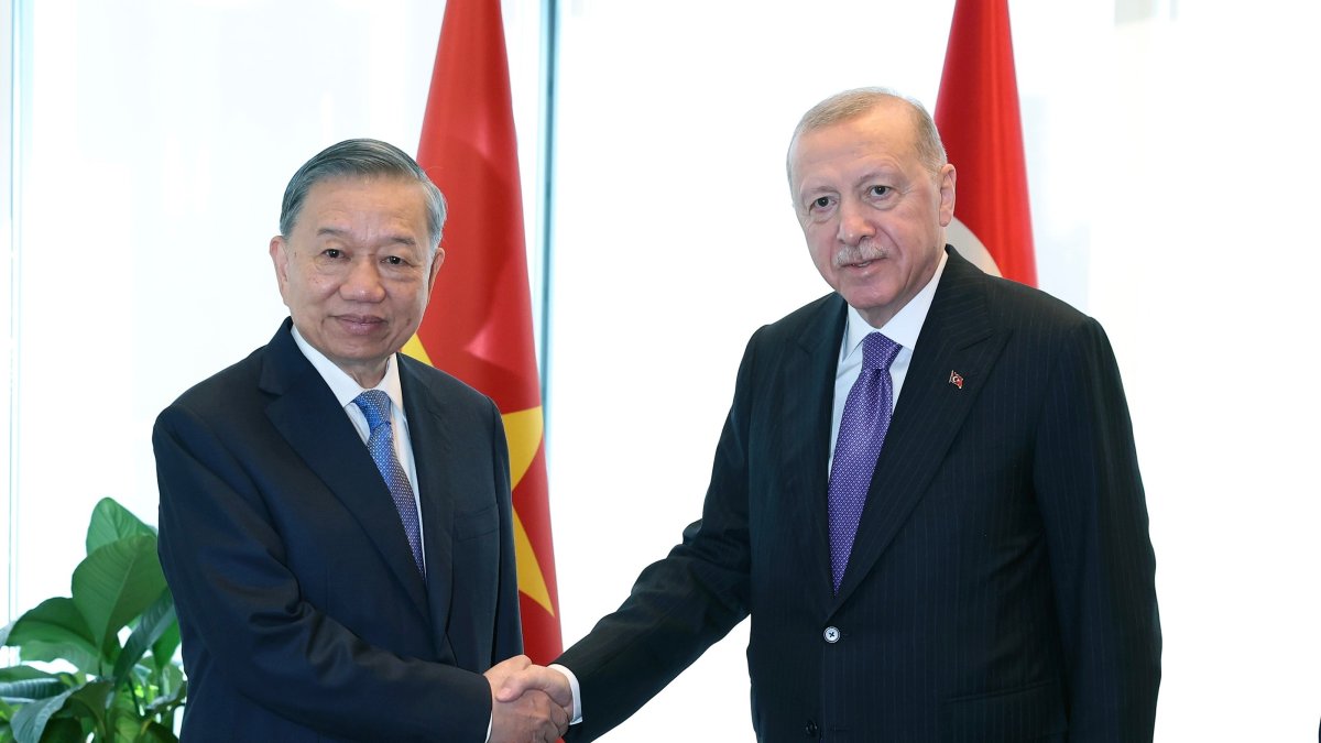 President Recep Tayyip Erdoğan meets with Vietnamese President To Lam at the Turkish House in New York, U.S., Sept. 21, 2026. (Handout via IHA)
