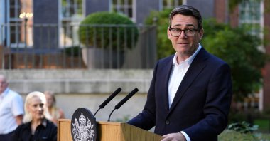 Britain's Prime Minister Andy Burnham gives a speech during a reception for first responders at Downing Street in central London, U.K., Sept. 21, 2026. (AFP Photo)