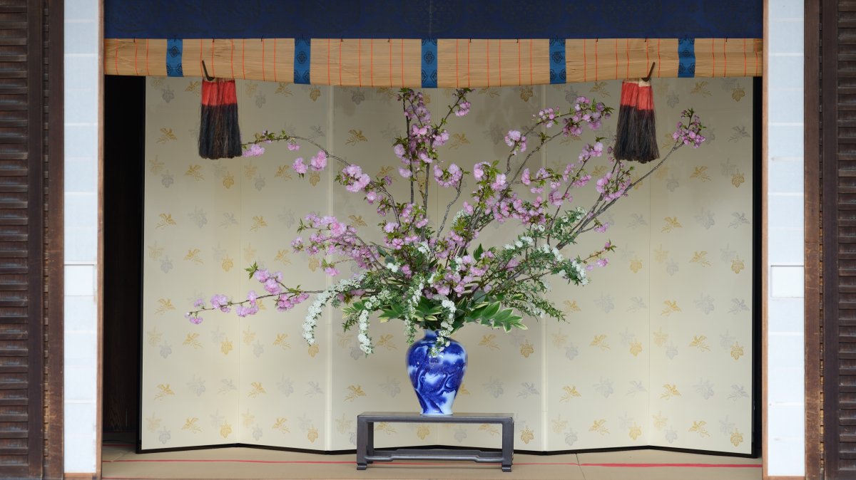 An ikebana at the Kyoto Imperial Palace, Kyoto, Japan, March 28, 2015. (Getty Images Photo)