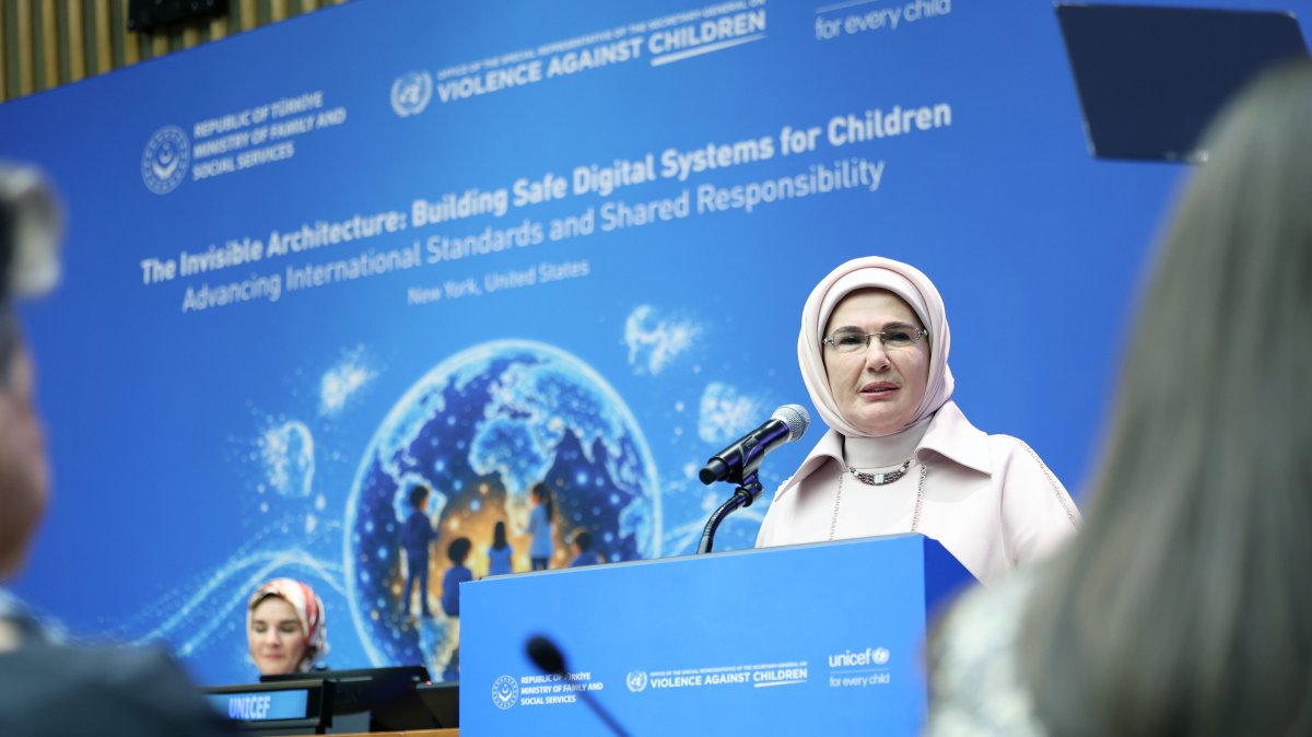 Türkiye’s first lady Emine Erdoğan delivers a speech at an event on safe digital systems for children, New York, U.S., Sept. 21, 2026. (AA Photo)