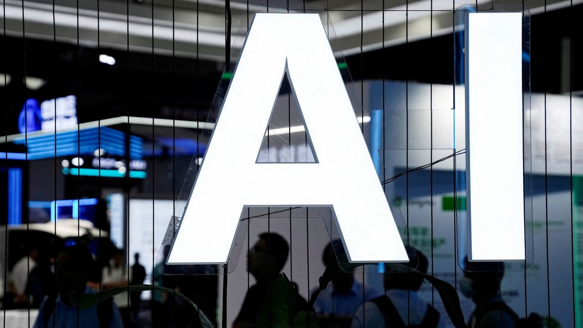 An AI (artificial intelligence) sign is seen at the World Artificial Intelligence Conference (WAIC), Shanghai, China, July 6, 2023. (Reuters Photo)