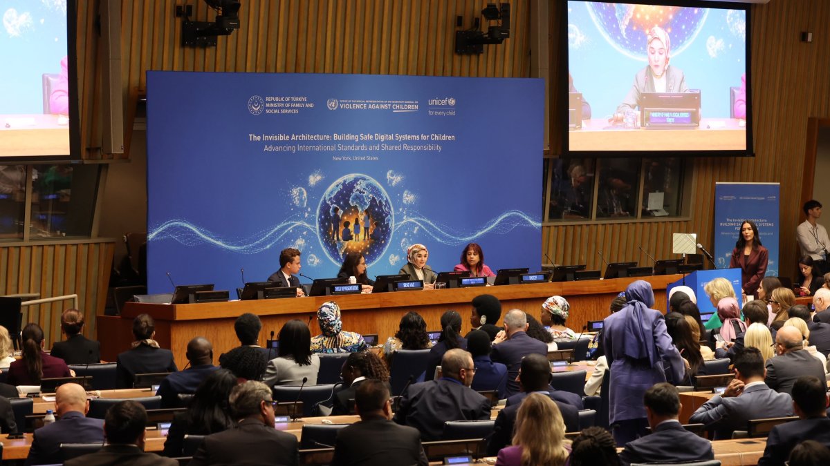 Türkiye’s Family and Social Services Minister Mahinur Özdemir Göktaş speaks during a panel on building safe digital systems for children, New York, U.S., Sept. 21, 2026. (AA Photo)