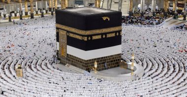 Muslims perform morning prayers in the Grand Mosque during the annual Hajj pilgrimage, the holy city of Mecca, Saudi Arabia, June 2, 2025. (Reuters Photo)