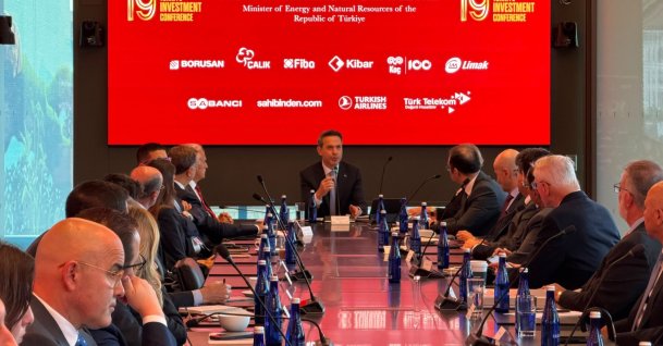 Energy and Natural Resources Minister Alparslan Bayraktar speaks during a meeting with U.S. businesspeople, New York, U.S., Sept. 23, 2026. (DHA Photo)
