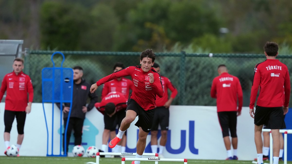 Turkish national football team players train ahead of the UEFA Nations League match against France at the Hasan Doğan National Teams Camp and Training Facilities, Istanbul, Türkiye, Sept. 23, 2026. (DHA Photo)
