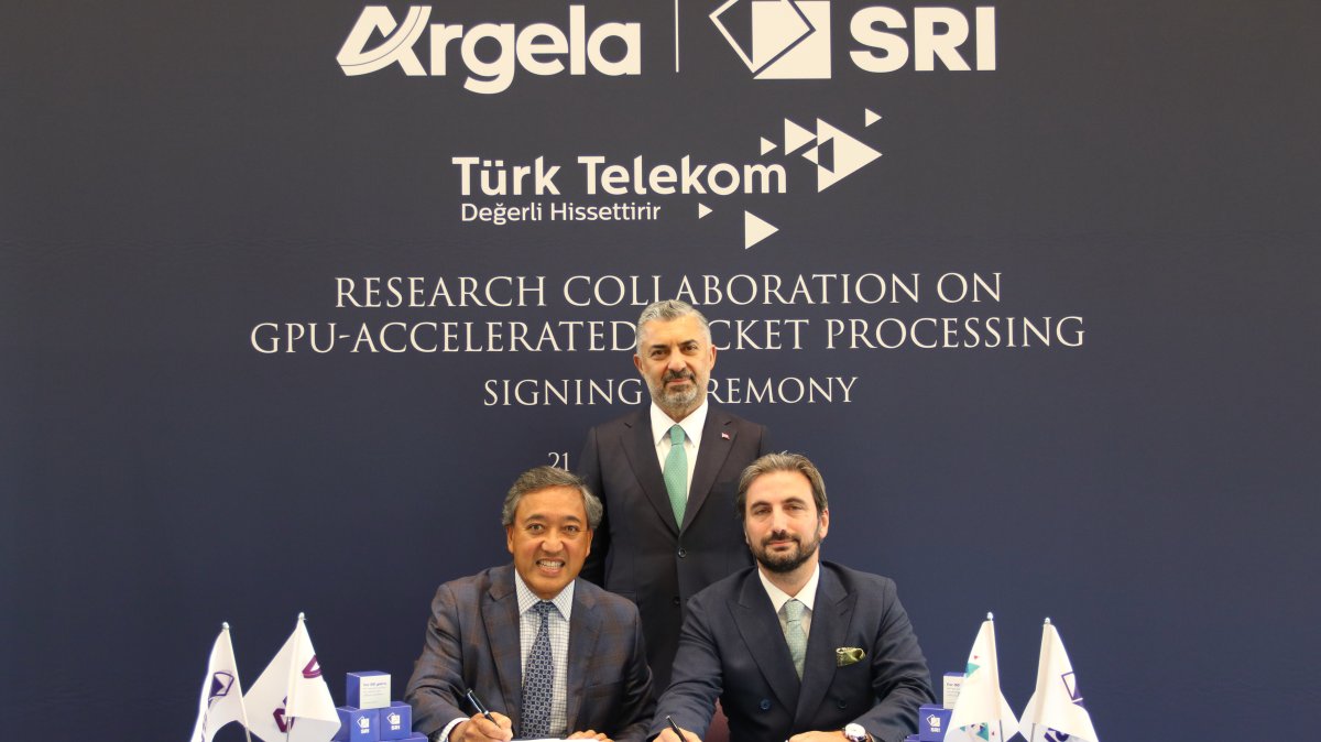 The signing ceremony between Argela and SRI, overseen by Türk Telekom CEO Ebubekir Şahin, released on Sept. 24, 2026. (Handout/Türk Telekom)