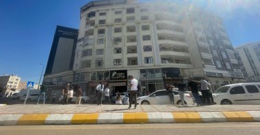 People walk out of buildings after an earthquake in Şanlıurfa, Türkiye, Sept. 24, 2026. (AA Photo)