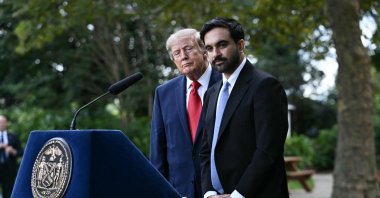 U.S. President Donald Trump and New York City Mayor Zohran Mamdani are seen at Gracie Mansion in New York, Sept. 21, 2026. (AFP Photo)