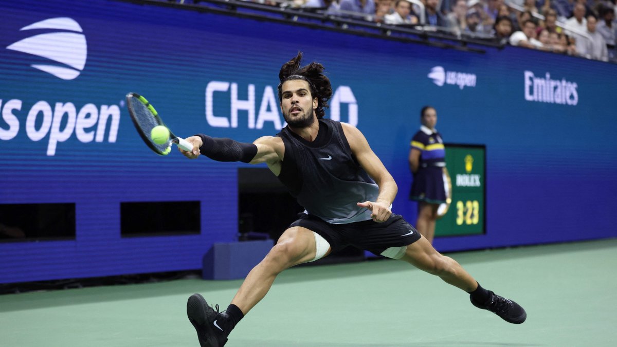 Carlos Alcaraz in action in his match against Ben Shelton during their Men's Singles Quarterfinal match on Day Ten of the 2026 US Open at the USTA Billie Jean King National Tennis Center, New York City, U.S., Sept. 8, 2026. (AFP Photo)