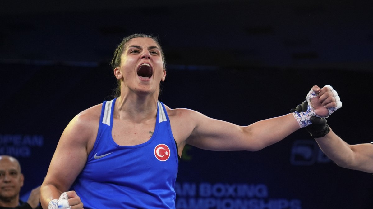 Türkiye's Busenaz Sürmeneli gestures as she against Russia's Nadezhda Golubeva in the women's 70-kilogram category at the 2026 European Boxing Championships, Sofia, Bulgaria, Sept. 23, 2026. (AA Photo)
