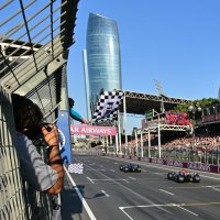 Mercedes' British driver George Russell wins ahead of Red Bull Racing's Dutch driver Max Verstappen in the Formula One Azerbaijan Grand Prix at the Baku City Circuit, Baku, Azerbaijan, Sept. 26, 2026. (AFP Photo)