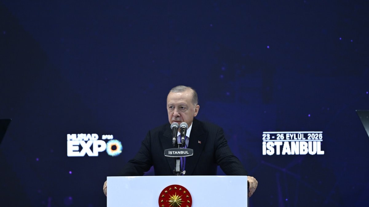 Turkish President Recep Tayyip Erdoğan delivers remarks during the closing ceremony of the 21st MÜSİAD EXPO International Trade Fair and 29th International Business Forum, Istanbul, Türkiye, Sept. 26, 2026. (AA Photo)