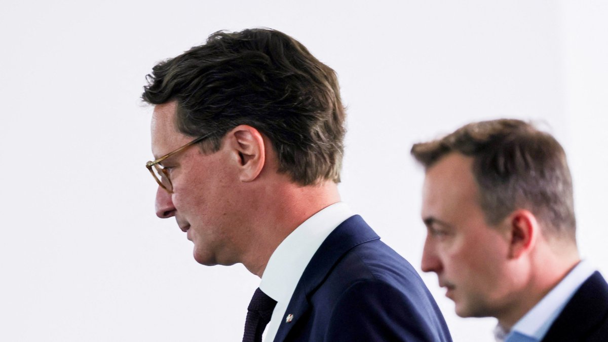 North Rhine-Westphalia Minister-President Hendrik Wüst (L) and Secretary-General of the CDU in North Rhine-Westphalia Paul Ziemiak walk together after the state elections, Berlin, Germany, Sept. 21, 2026. (Reuters Photo)