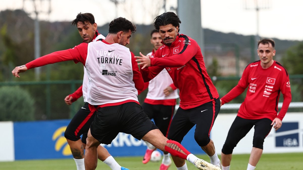 Turkish national football team players attend a training session ahead of their UEFA Nations League match against Italy, Istanbul, Türkiye, Sept. 26. 2026. (AA Photo)
