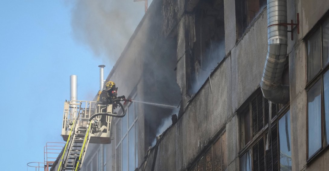 A firefighter works at the site of a Russian jet drone strike in Kyiv, Ukraine, Sept. 27, 2026. (Reuters Photo)