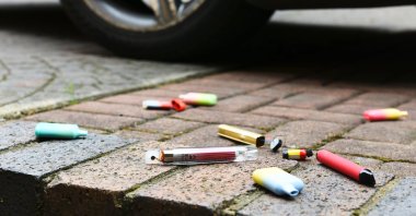 A view of discarded vapes and e-cigarettes litter a car park, London, England, U.K., Sept. 20, 2024. (Getty Images Photo)
