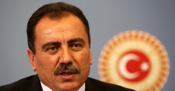 Yazıcıoğlu speaks at a news conference in Parliament, the capital Ankara, Nov. 26, 2008. (AA File Photo)