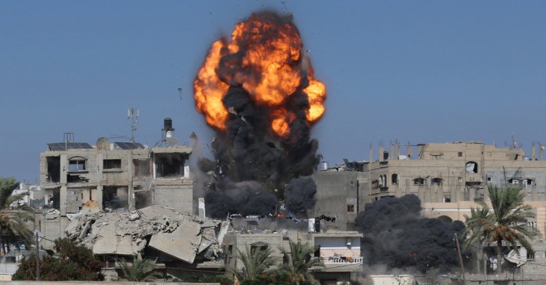 Smoke and flames rise from a house during an Israeli strike, carried out after the Israeli military warned residents to evacuate the area, in Khan Younis, in the southern Gaza Strip, Sep. 9, 2026. (Reuters File Photo)