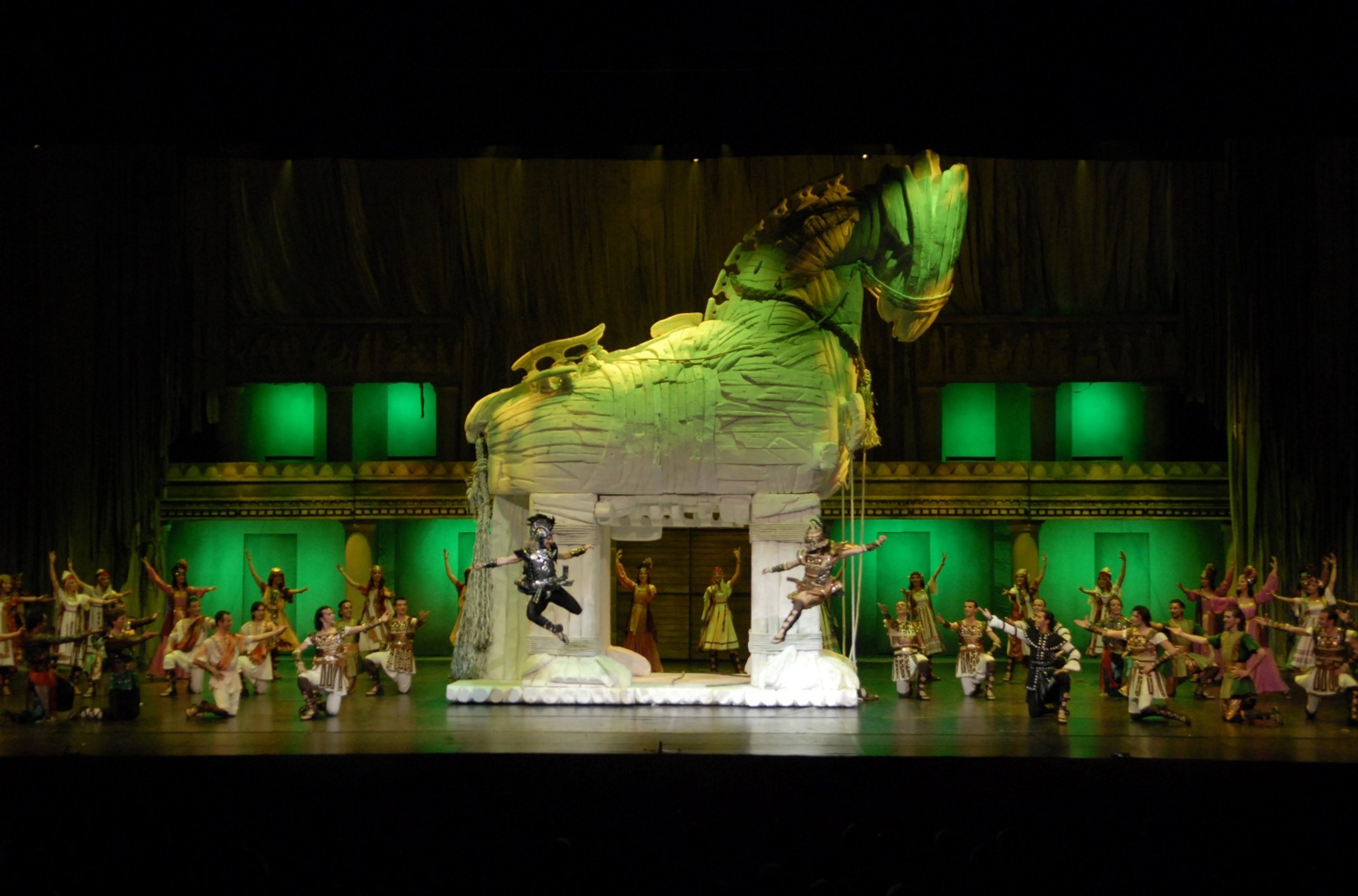 Fire of Anatolia’s ‘Troy’ returns to Istanbul before Russia tour