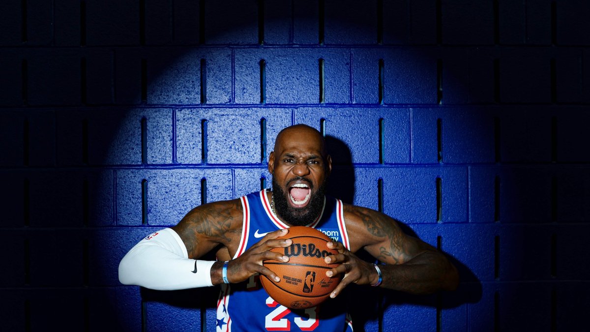 Philadelphia 76ers' LeBron James poses for a portrait during media day at the Philadelphia 76ers Training Complex, Camden, U.S., Sept. 28, 2026. (AFP Photo)