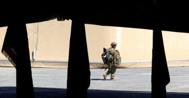 This file photo shows a U.S. soldier during a handover ceremony of Taji military base from U.S.-led coalition troops to Iraqi security forces, Baghdad, Iraq, Aug. 23, 2020. (Reuters Photo)