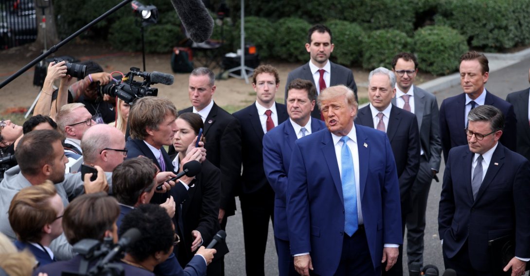 U.S. President Donald Trump speaks to reporters after a meeting on super intelligence with tech executives at the White House in Washington, D.C., Sept. 29, 2026. (EPA Photo)