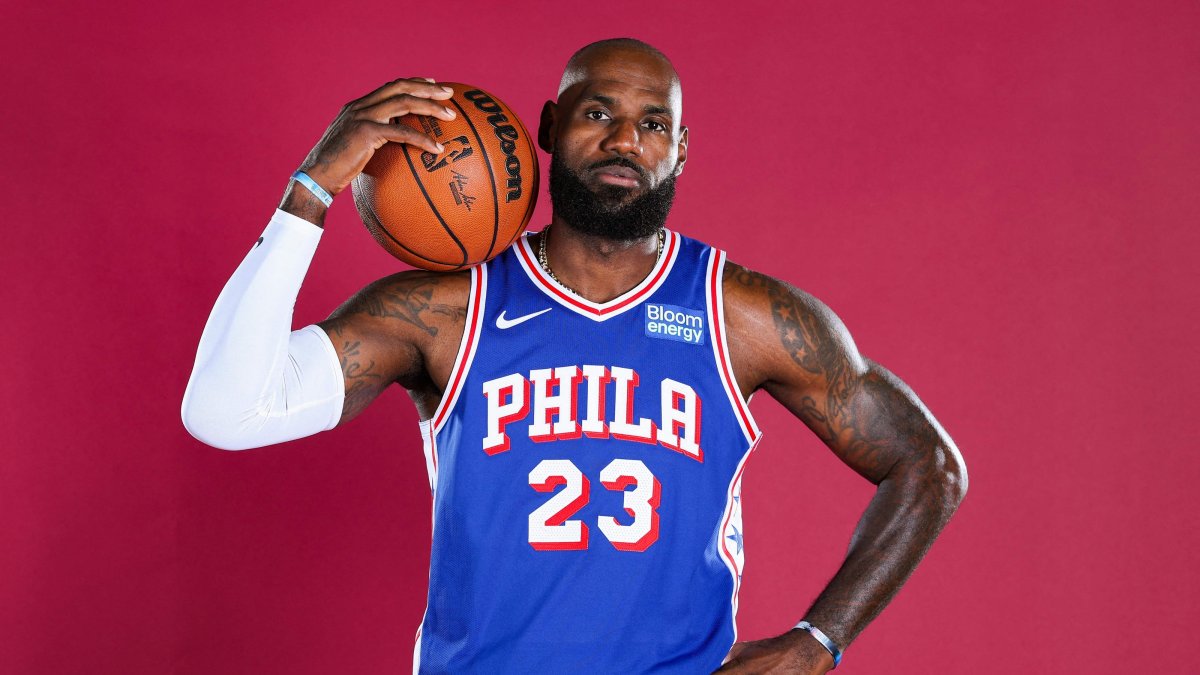 Philadelphia 76ers' LeBron James poses for a portrait during media day at the Philadelphia 76ers Training Complex, Camden, U.S., Sept. 28, 2026. (AFP Photo)