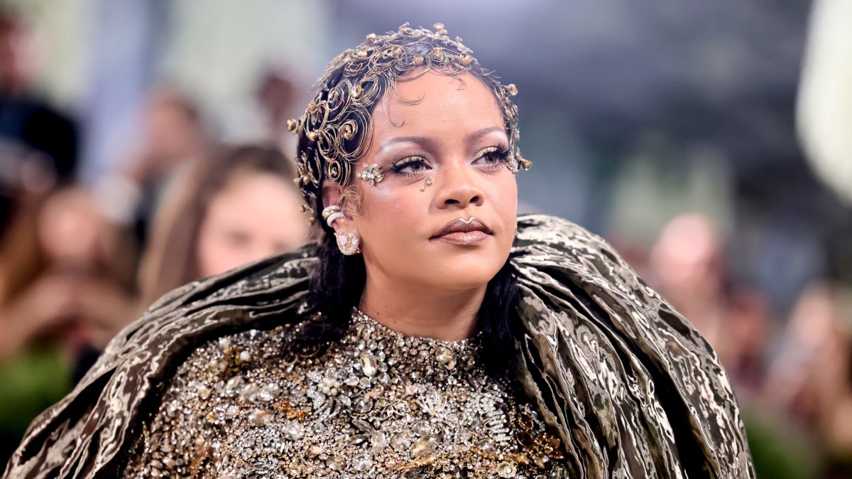 Rihanna attends the 2026 Met Gala celebrating "Costume Art," Metropolitan Museum of Art, New York, U.S., May 4, 2026. (Getty Images Photo)