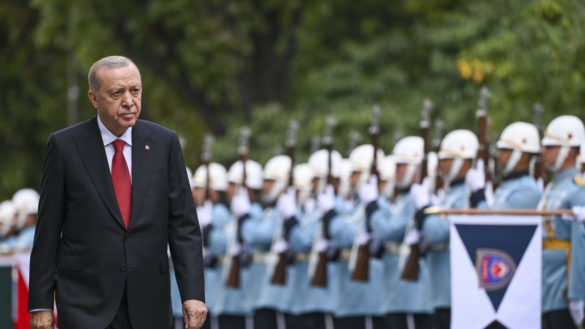 Honor guards salute President Recep Tayyip Erdoğan as he arrives at the parliament, in Ankara, Türkiye, October 1, 2026. (AA Photo) 
