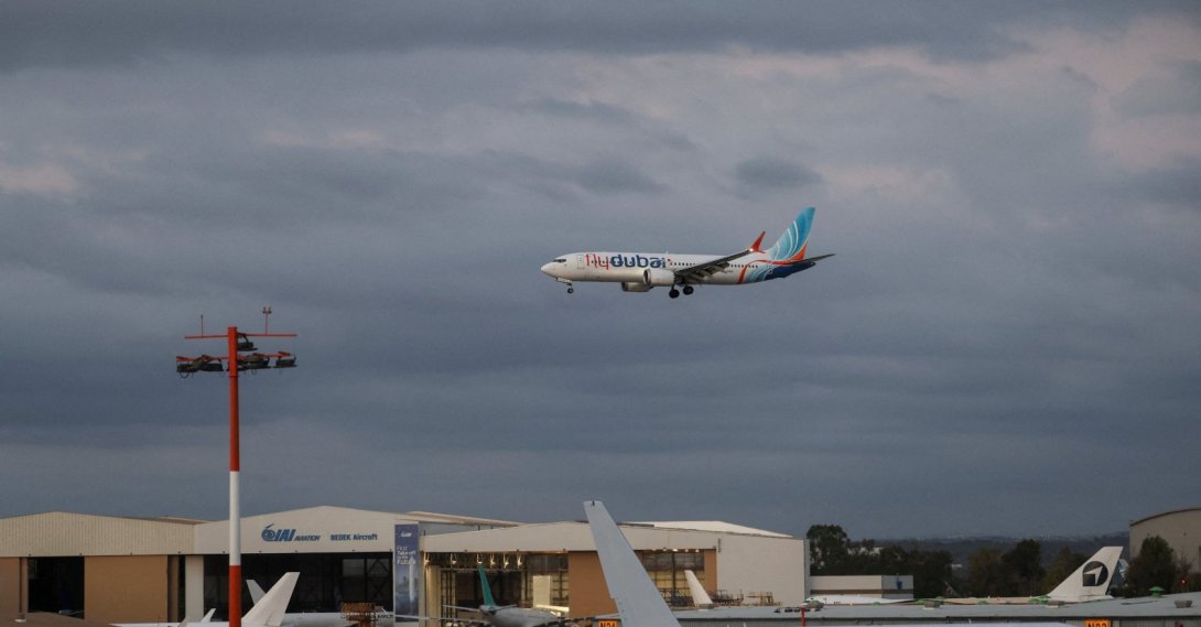 A plane carrying passengers who were on the flydubai aircraft bound for Israel from the United Arab Emirates, which was diverted to Saudi Arabia following an emergency signal, arrives at Ben Gurion International Airport in Lod, near Tel Aviv, Israel, Sept. 30, 2026. (Reuters Photo)