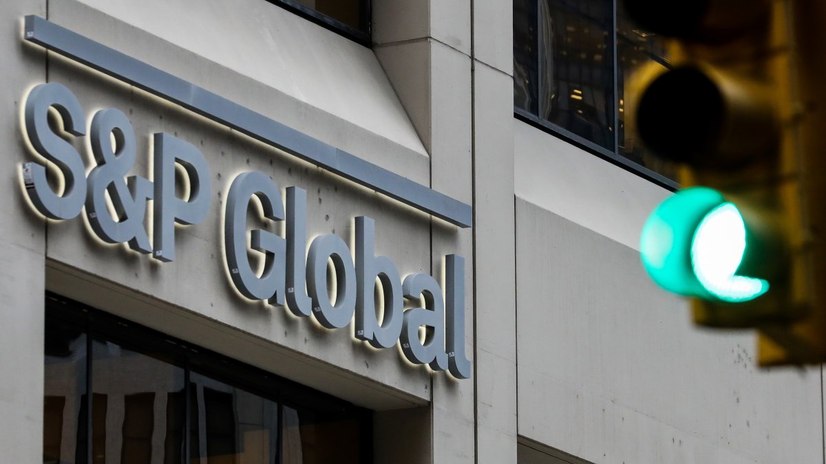 The S&P Global logo is displayed on its offices in the financial district in New York City, U.S., Dec. 13, 2018. (Reuters Photo)
