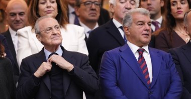Real Madrid president Florentino Perez (L) and Barcelona president Joan Laporta during the La Liga match at Estadio Santiago Bernabeu, Madrid, Spain, Oct. 26, 2025. (Getty Images Photo)