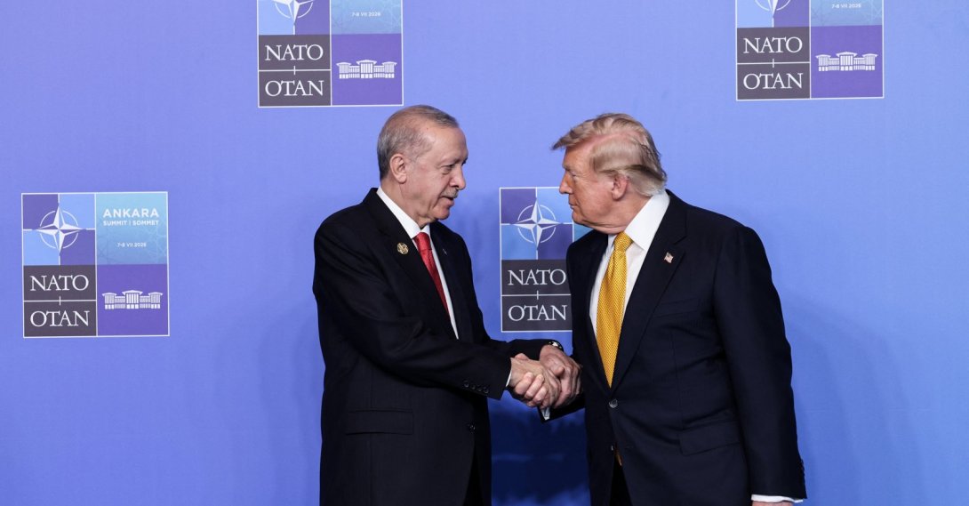  President Recep Tayyip Erdoğan and U.S. President Donald Trump shake hands during the NATO summit in Ankara, Jul 8, 2026. (AFP File Photo)