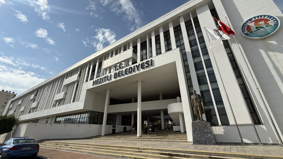 Exterior of the Mezitli municipality building, Mersin, southern Türkiye, Oct. 1, 2026. (AA Photo)