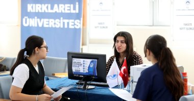 Students at the information desk at Kırklareli University, Kırklareli, Türkiye, Aug. 27, 2026. (AA Photo)