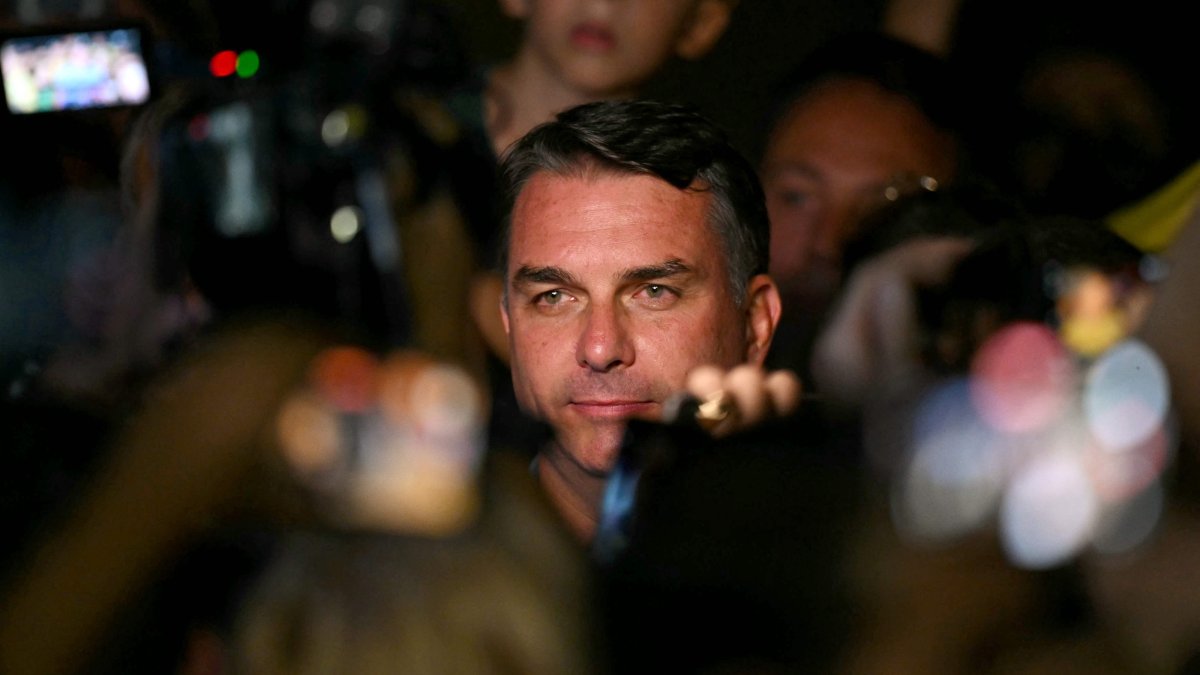 Brazil's right-wing senator and presidential candidate for the Liberal Party (PL) Flavio Bolsonaro reacts following the partial results of the presidential election in Brasilia, Brazil, Oct. 4, 2026. (AFP Photo)