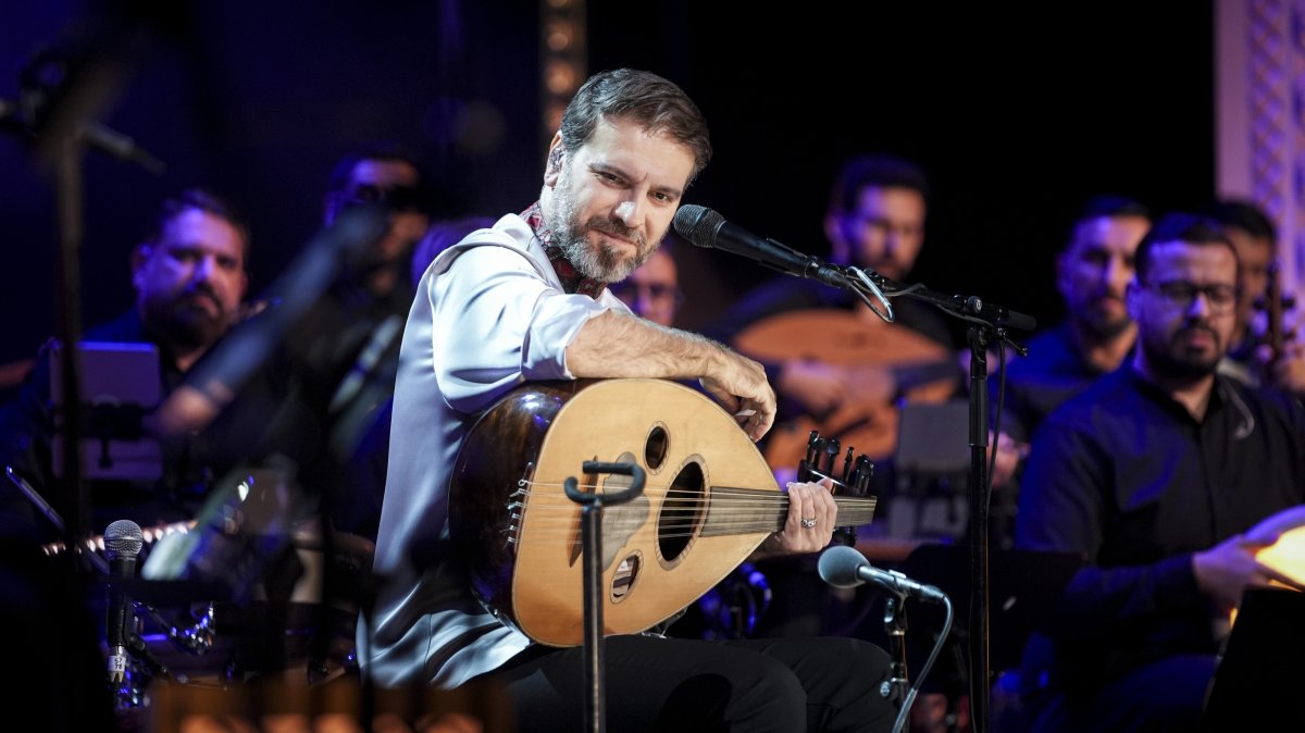 Sami Yusuf performs onstage during his concert at the Istanbul Congress Center, Istanbul, Türkiye, Sept. 28, 2026. (AA Photo)