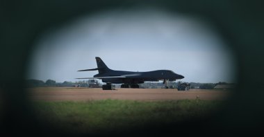 A U.S. B-1 Lancer bomber is seen at RAF Fairford in Gloucestershire, U.K., Sept. 28, 2026. (EPA Photo)