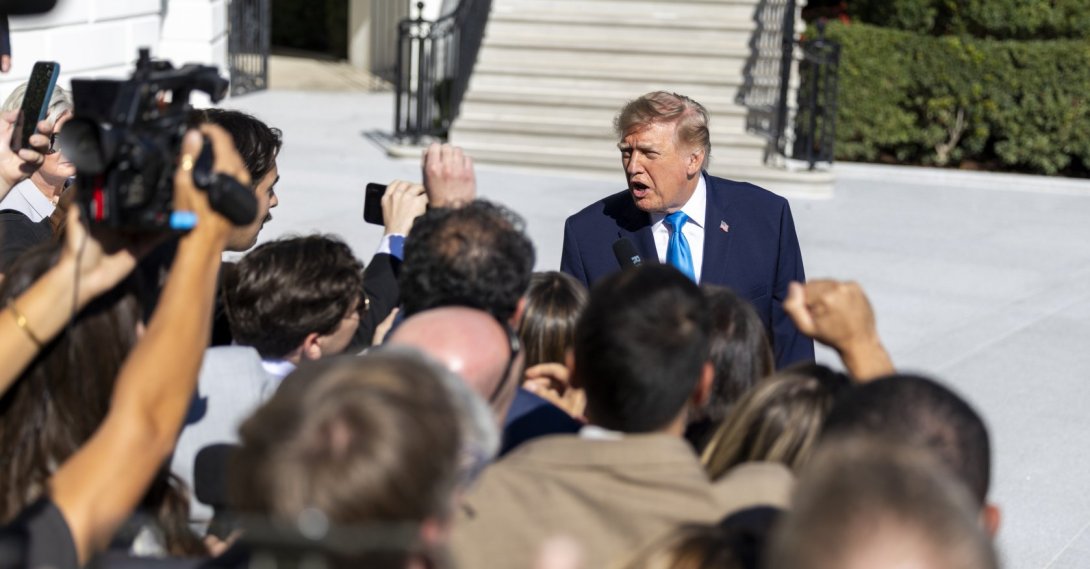 U.S. President Donald J. Trump responds to a question from the news media as he walks to board Marine One on the South Lawn of the White House in Washington, U.S., Oct. 5, 2026. (EPA Photo)