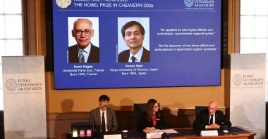 Henri Kagan and Kenso Soai are awarded the 2026 Nobel Prize in chemistry during a press conference at the Royal Swedish Academy of Sciences, Stockholm, Sweden, Oct. 7, 2026. (Reuters Photo)