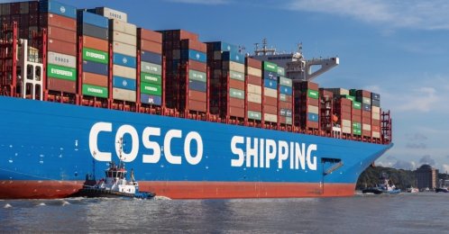 The container ship belonging to Cosco Shipping enters the port, Hamburg, Germany, Oct. 8, 2023. (Shutterstock Photo)